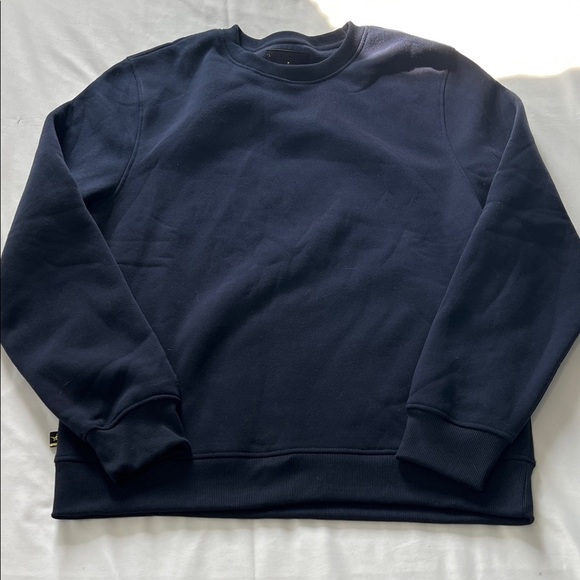 Maxi Milian New York Navy Blue Sweatshirt - Picture 1 of 4